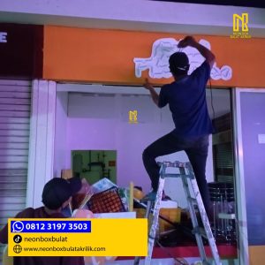 web Letterbox Menyala Di Surabaya Barat