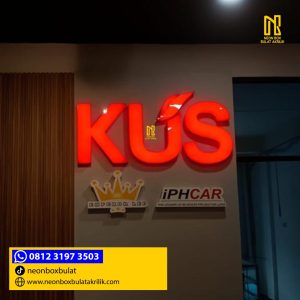 Huruf Timbul Akrilik Menyala Di Surabaya Pusat 